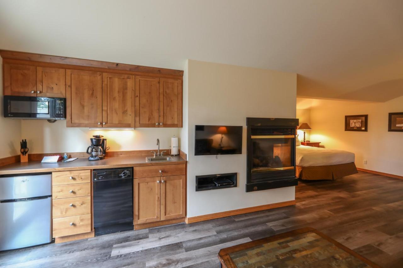 Meadow Lake Resort & Condos Columbia Falls Exterior photo