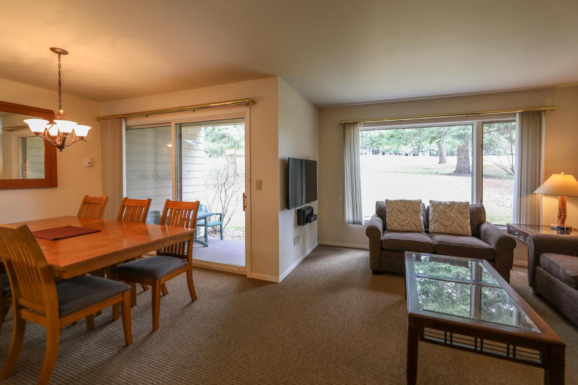 Meadow Lake Resort & Condos Columbia Falls Exterior photo